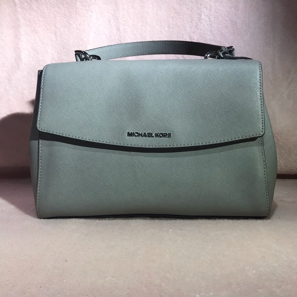 Michael Kors Medium sized handbag - Picture 1 of 8
